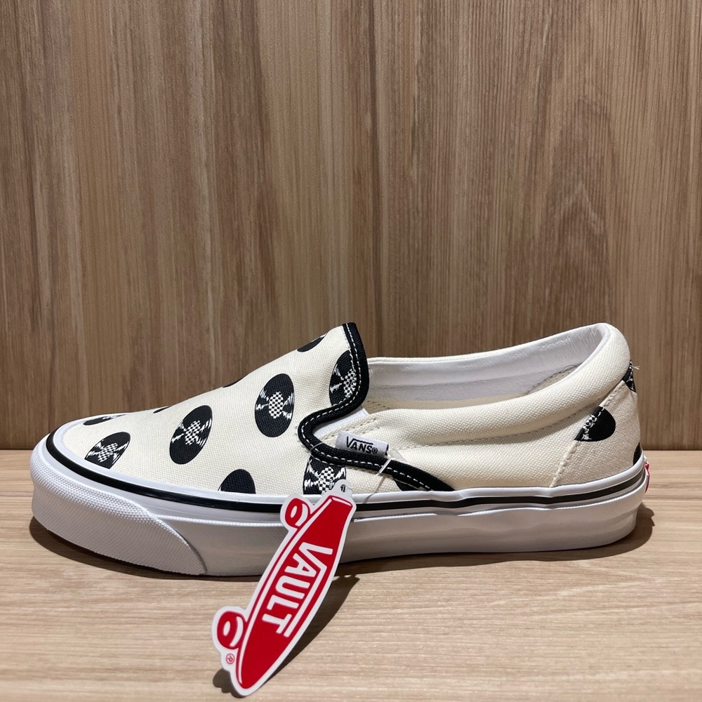 Vans Vault x Wacko Maria Records slip on cream off white